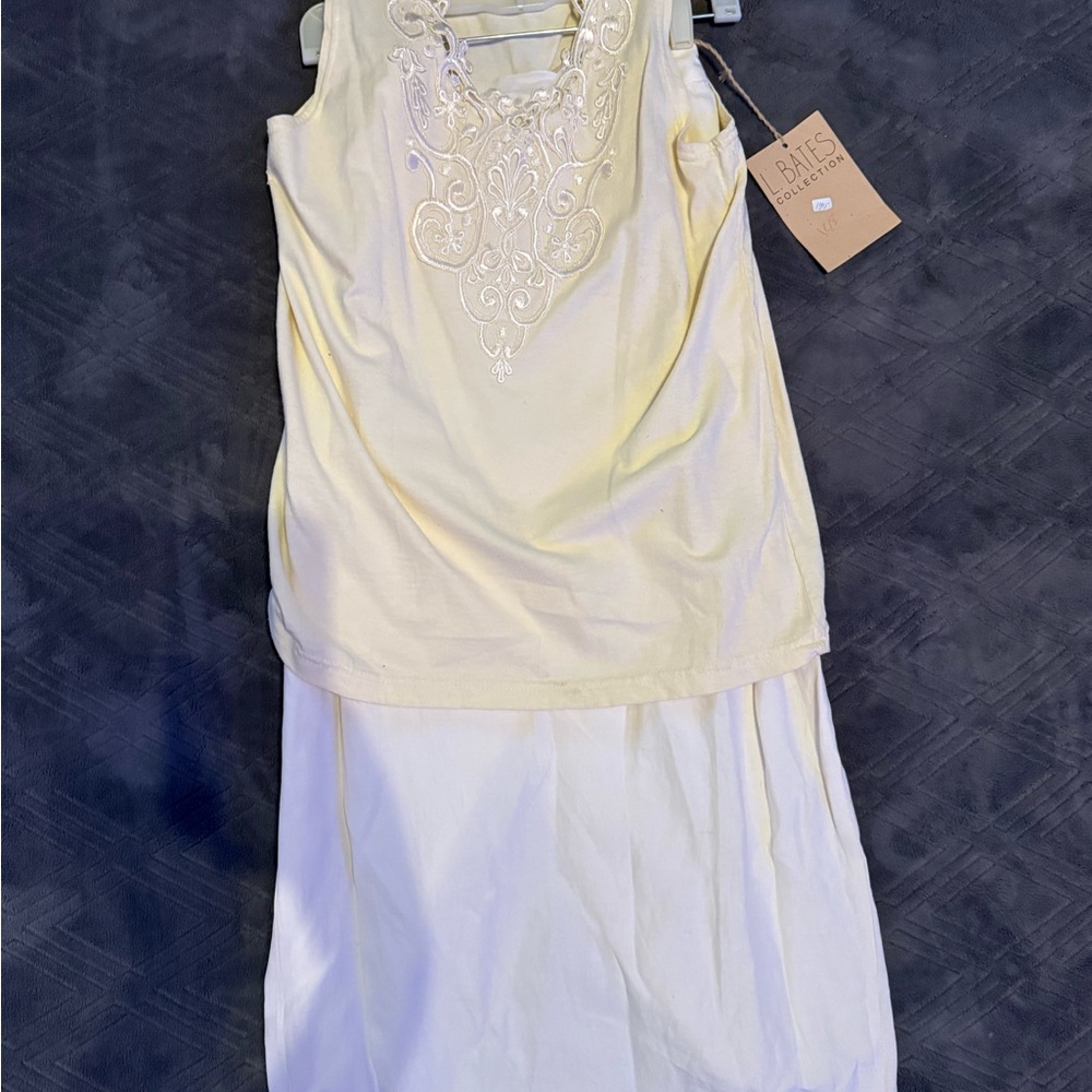 Bates Cream and White Midi Dress